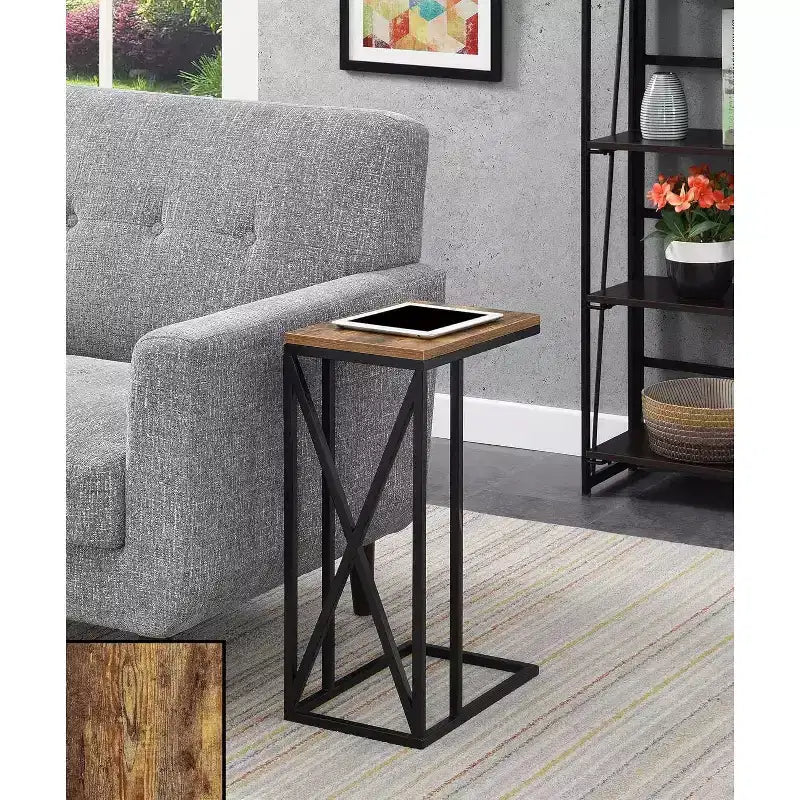 Table d'appoint Belmont C avec design moderne en C, plateau en panneau de particules et base en métal pour collations, boissons ou ordinateur portable