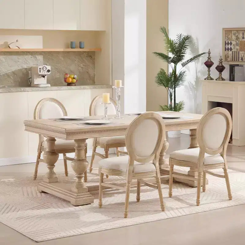 Chaises de salle à manger de style campagnard français, chaises rembourrées sculptées à dossier rond, beige