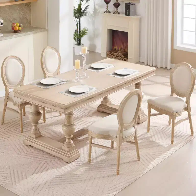 Chaises de salle à manger de style campagnard français, chaises rembourrées sculptées à dossier rond, beige