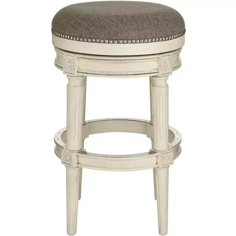 Tabouret de bar pivotant Oliver Wood blanc vieilli 77,5 cm de haut, coussin rond gris traditionnel avec repose-pieds pour comptoir de cuisine
